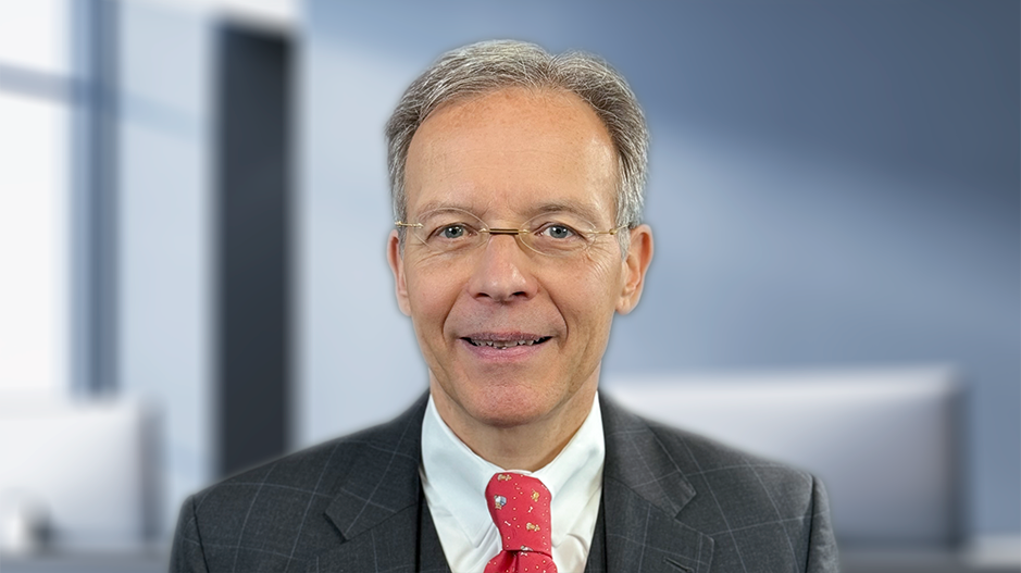 Portraitbild von Prof. Dr. iur. Knut Werner Lange